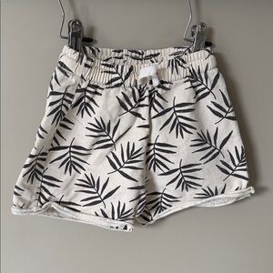 Zara Boys Cream Shorts with Black Leaf Motif Size 3/4